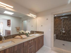 1122 Locust St, San Diego CA 92106