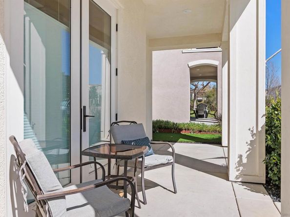 21516 Harmony Village, Escondido CA 92029