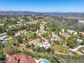 17941 Vista Lomas Dr, Poway CA 92064