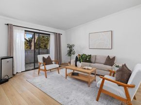 8860 Villa La Jolla 314, La Jolla CA 92037