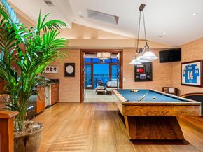 2741 Bayside Walk, San Diego CA 92109