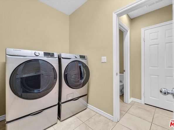 5611 Scharf Avenue, Fontana CA 92336