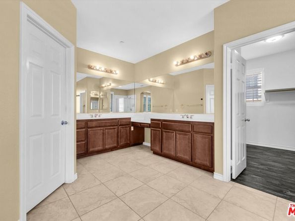 5611 Scharf Avenue, Fontana CA 92336