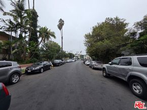 3875 Coco Avenue, Los Angeles CA 90008