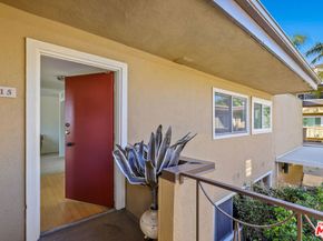 970 Palm Avenue 215, West Hollywood CA 90069