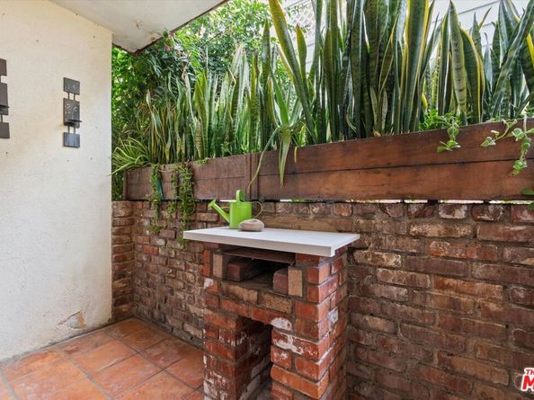 1327 Stanford Street 3, Santa Monica CA 90404