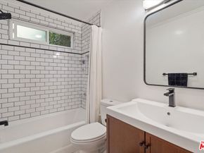1327 Stanford Street 3, Santa Monica CA 90404
