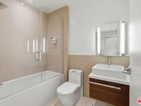 6735 Yucca Street 307, Los Angeles CA 90028