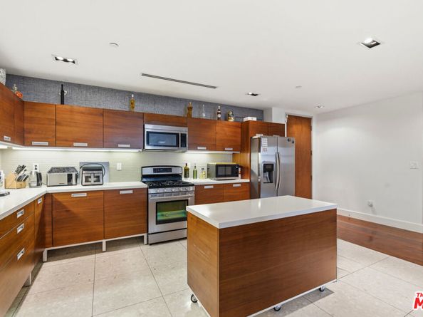 6735 Yucca Street 307, Los Angeles CA 90028