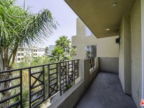 4100 Wilshire Boulevard 303, Los Angeles CA 90010