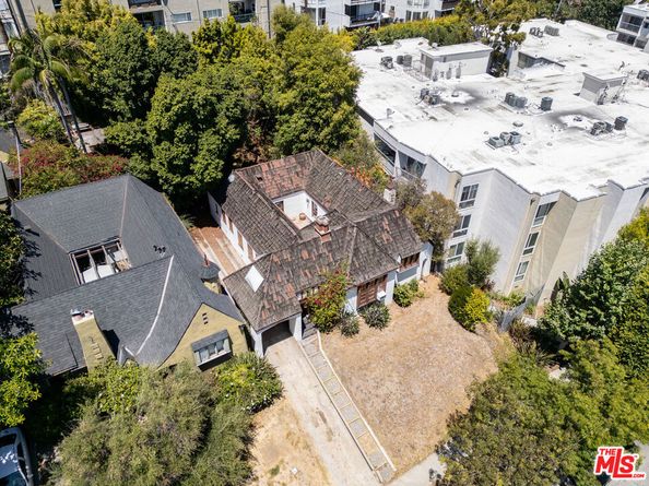 8553 W West Knoll Drive, West Hollywood CA 90069