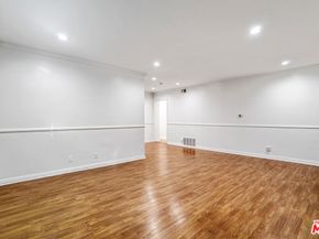 525 N Sweetzer Avenue, West Hollywood CA 90048