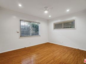 525 N Sweetzer Avenue, West Hollywood CA 90048