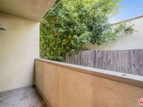 525 N Sweetzer Avenue, West Hollywood CA 90048