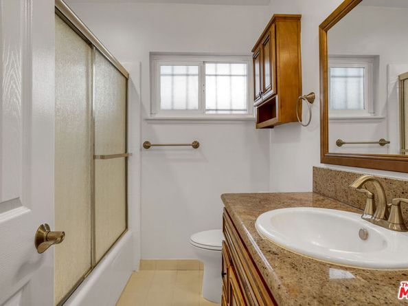 525 N Sweetzer Avenue, West Hollywood CA 90048