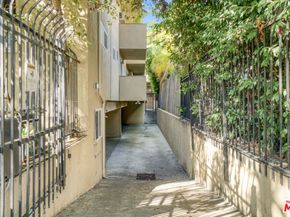 525 N Sweetzer Avenue, West Hollywood CA 90048