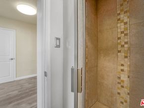 2046 W 112th Street, Los Angeles CA 90047