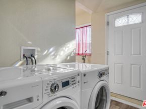 2046 W 112th Street, Los Angeles CA 90047