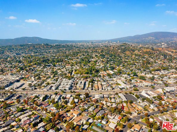 4546 Eagle Rock Boulevard, Los Angeles CA 90041