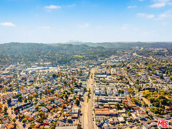 4546 Eagle Rock Boulevard, Los Angeles CA 90041