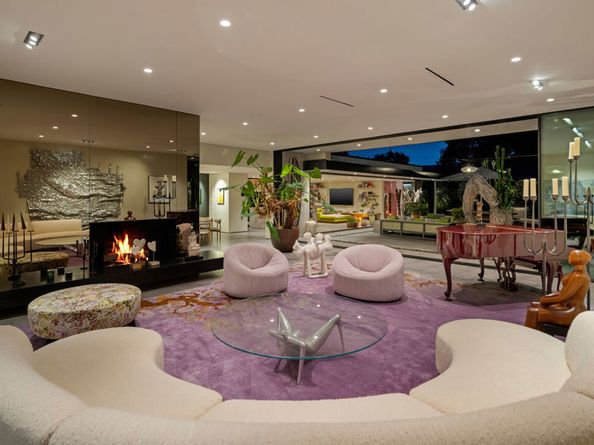 1087 Moraga Drive, Los Angeles CA 90049