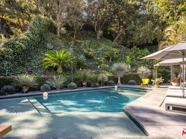 1087 Moraga Drive, Los Angeles CA 90049