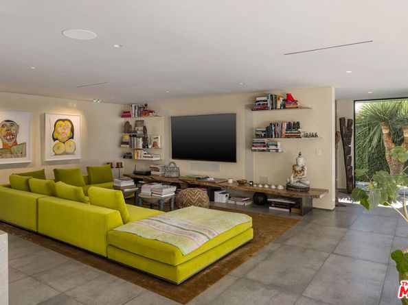 1087 Moraga Drive, Los Angeles CA 90049