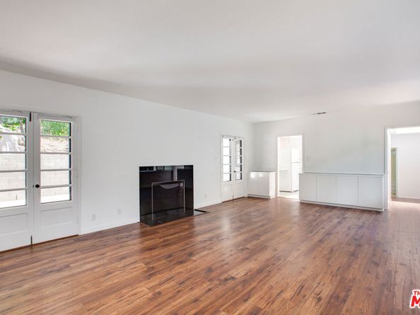 10321 Chrysanthemum Lane, Los Angeles CA 90077