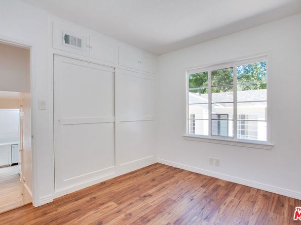 10321 Chrysanthemum Lane, Los Angeles CA 90077