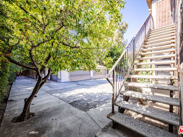 1541 Veteran Avenue, Los Angeles CA 90024