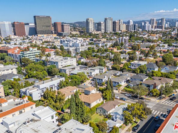 1541 Veteran Avenue, Los Angeles CA 90024