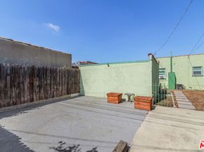 1424 W 94th Place, Los Angeles CA 90047