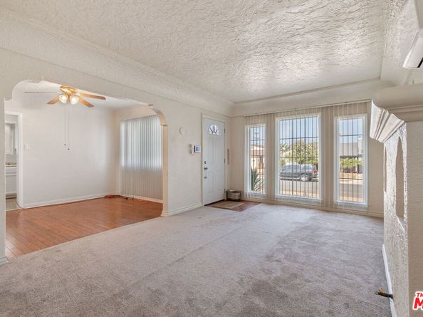 1424 W 94th Place, Los Angeles CA 90047