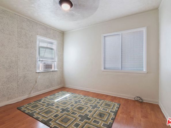 1424 W 94th Place, Los Angeles CA 90047