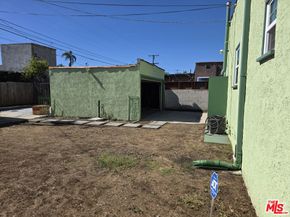 1424 W 94th Place, Los Angeles CA 90047