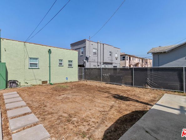 1424 W 94th Place, Los Angeles CA 90047