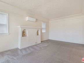 1424 W 94th Place, Los Angeles CA 90047