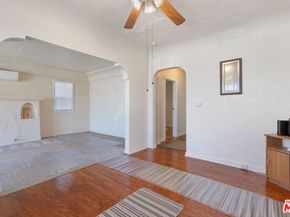 1424 W 94th Place, Los Angeles CA 90047