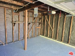 1424 W 94th Place, Los Angeles CA 90047