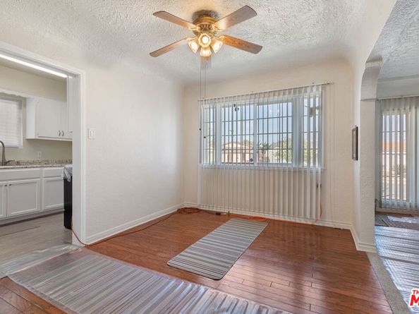 1424 W 94th Place, Los Angeles CA 90047