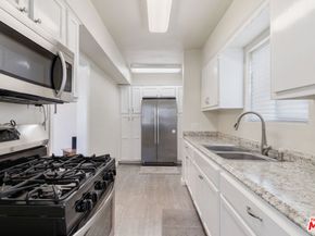 1424 W 94th Place, Los Angeles CA 90047