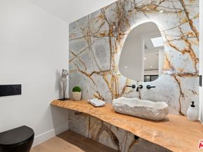 100 S La Jolla Avenue, Los Angeles CA 90048