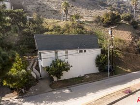 1815 Laurel Canyon Boulevard, Los Angeles CA 90046