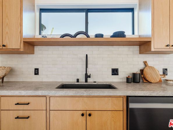 726 Howard Street, Marina Del Rey CA 90292