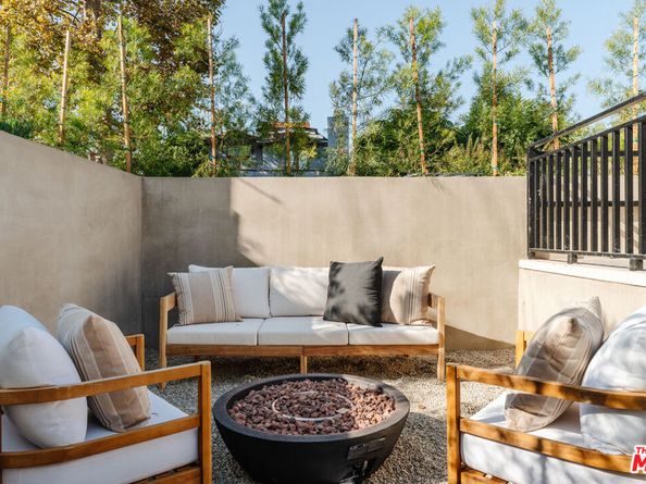 726 Howard Street, Marina Del Rey CA 90292