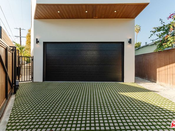 726 Howard Street, Marina Del Rey CA 90292