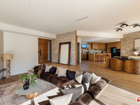 726 Howard Street, Marina Del Rey CA 90292