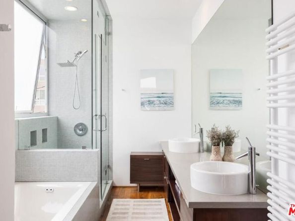 17 N Venice Boulevard, Venice CA 90291