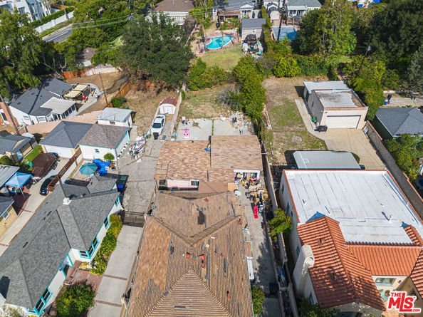 949 Dolores Drive, Altadena CA 91001