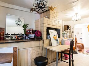 949 Dolores Drive, Altadena CA 91001